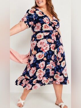 Old Navy Floral Wrap Dress Size XXL Feminine Flowy Romantic Wedding Guest Modest